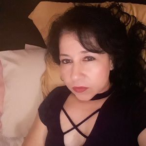 Meet your Posher, Vida